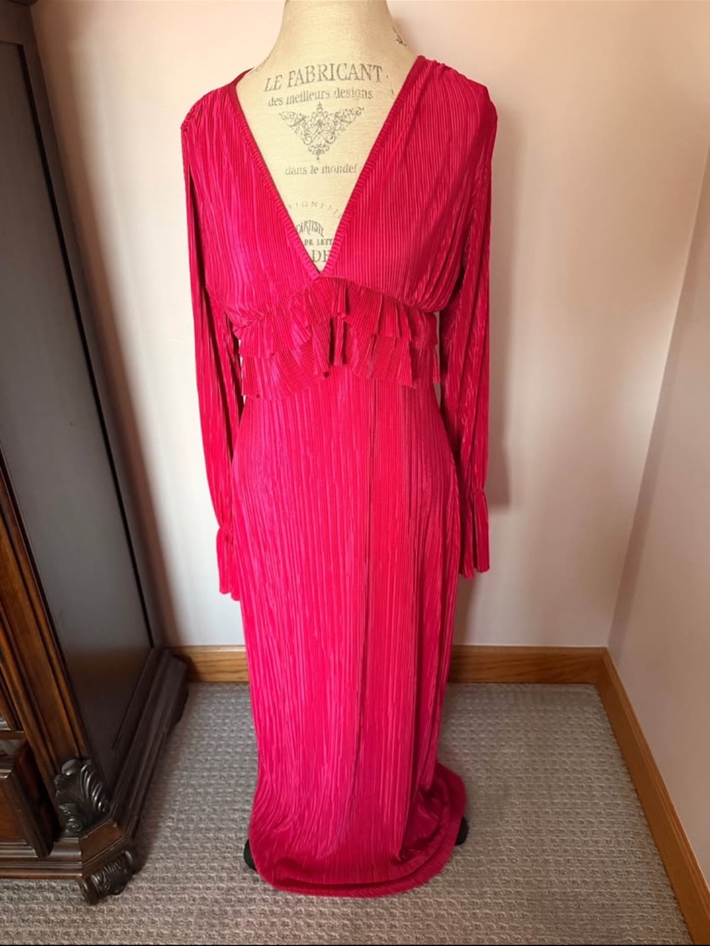Plisse long sleeve maxi dress hot pink